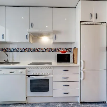 Ultimate - 2br 5 Min Het - Selwo Hills 2 Apartment *