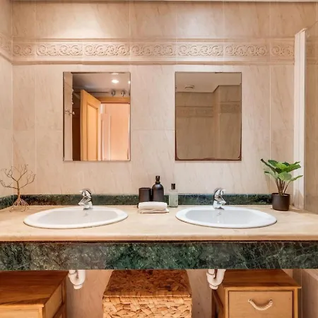 Ultimate - 2br 5 Min Het - Selwo Hills 2 Apartman *