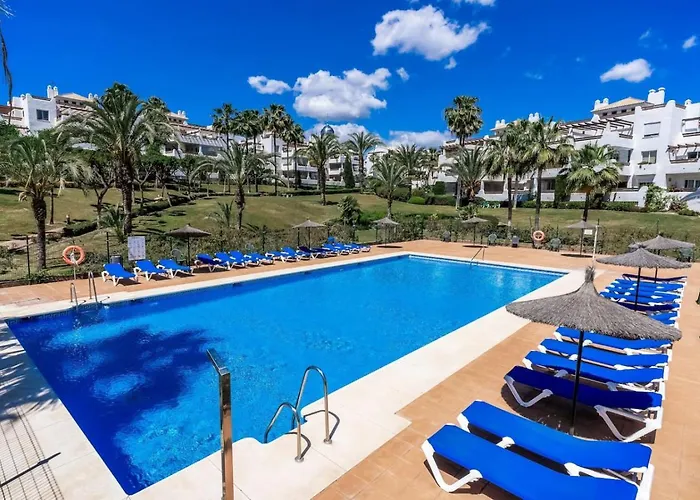 Apartment Ultimate - 2br 5 Min Het - Selwo Hills 2